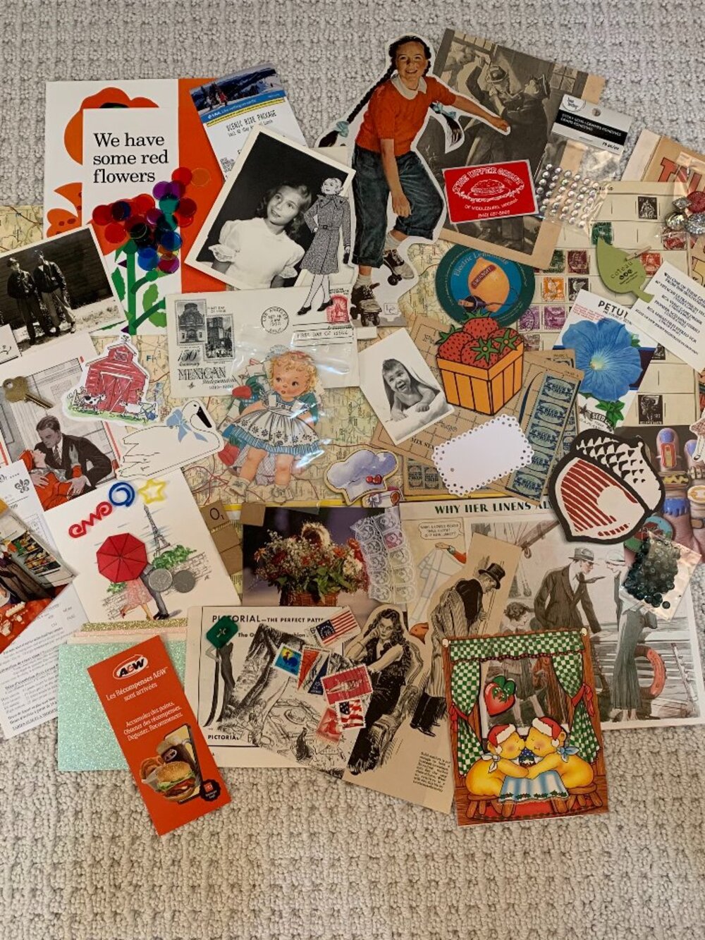 Vintage (and some current) Ephemera, Buyer receives all that's pictured!